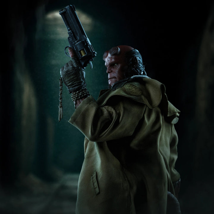 Iron Studios Hellboy II The Golden Army Legacy Replica Hellboy Limited Edition 1/4 Scale Statue