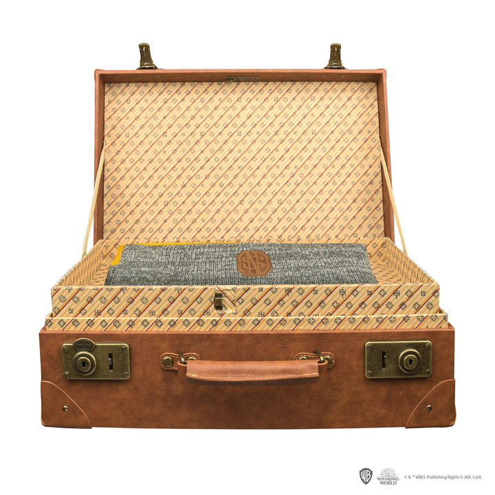 Wizarding World Fantastic Beasts 1/1 Scale Newt Scamander Limited Edition Replica Suitcase