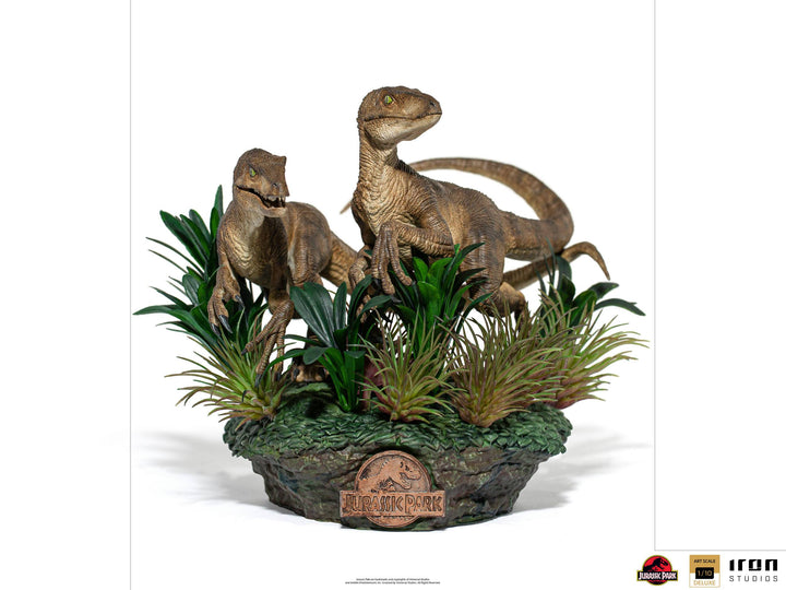 Iron Studios Jurassic Park Just The Two Raptors Deluxe 1/10 Scale Statue