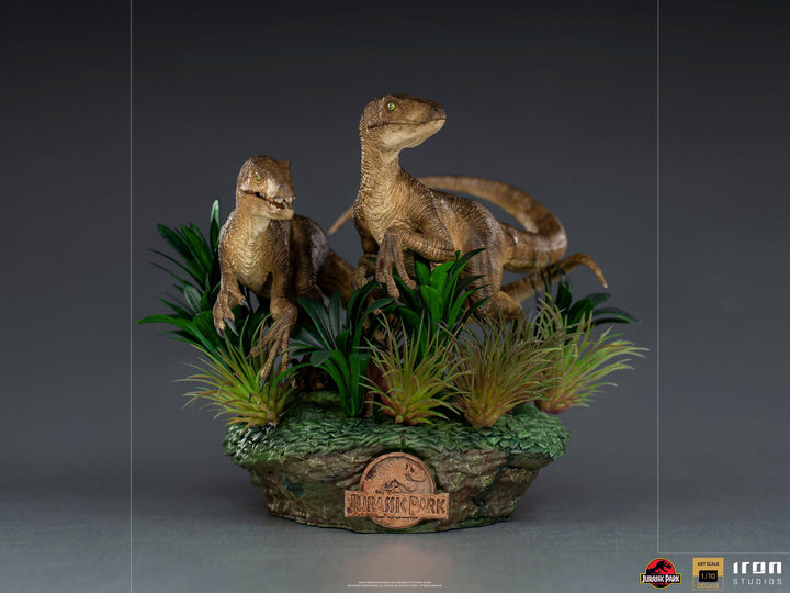 Iron Studios Jurassic Park Just The Two Raptors Deluxe 1/10 Scale Statue