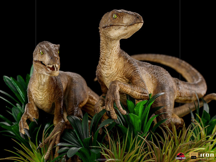 Iron Studios Jurassic Park Just The Two Raptors Deluxe 1/10 Scale Statue