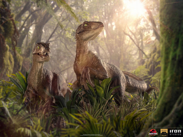 Iron Studios Jurassic Park Just The Two Raptors Deluxe 1/10 Scale Statue