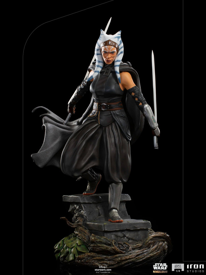 Iron Studios Star Wars 1/4 Scale Legacy Replica Ahsoka Tano Statue