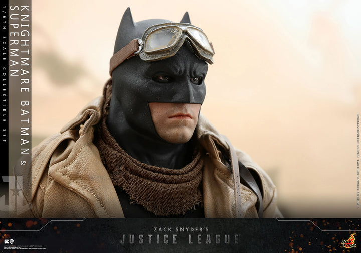 Hot Toys Zack Snyder’s Justice League Batman (Knightmare) and Superman (Black Suit) 1/6 Scale Figure Set