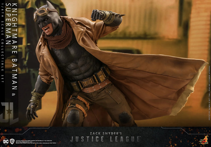 Hot Toys Zack Snyder’s Justice League Batman (Knightmare) and Superman (Black Suit) 1/6 Scale Figure Set