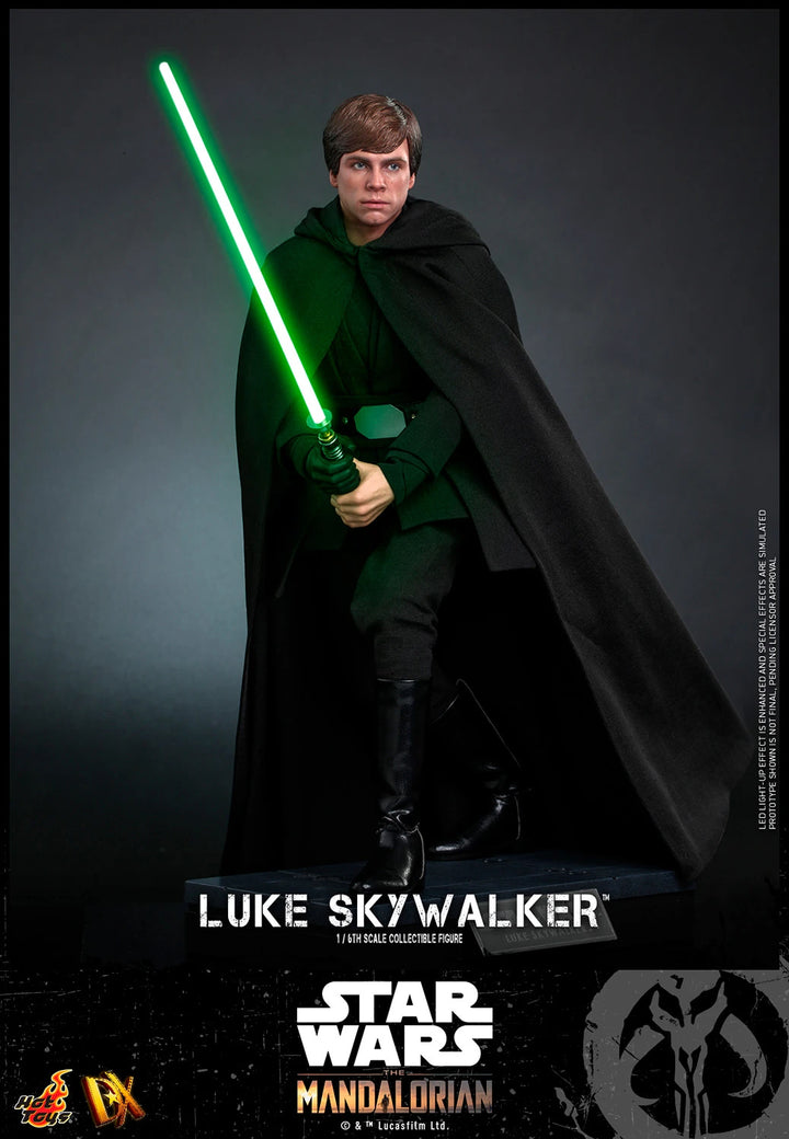 Hot Toys Luke Skywalker Jedi Knight 1/6th Scale Figure