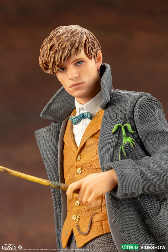 Fantastic Beasts The Crimes of Grindelwald ArtFX+ Newt Scamander Statue