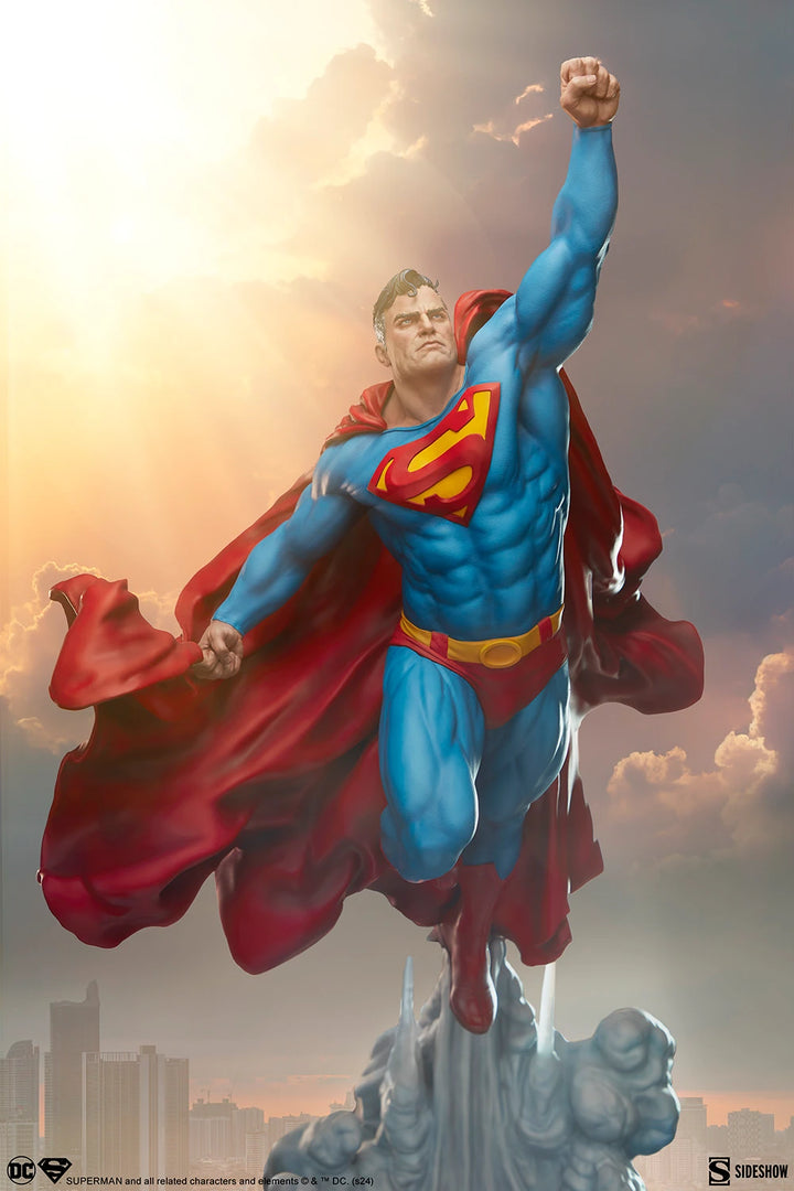 Sideshow DC Comics Premium Format Superman (Soaring) 33" Statue