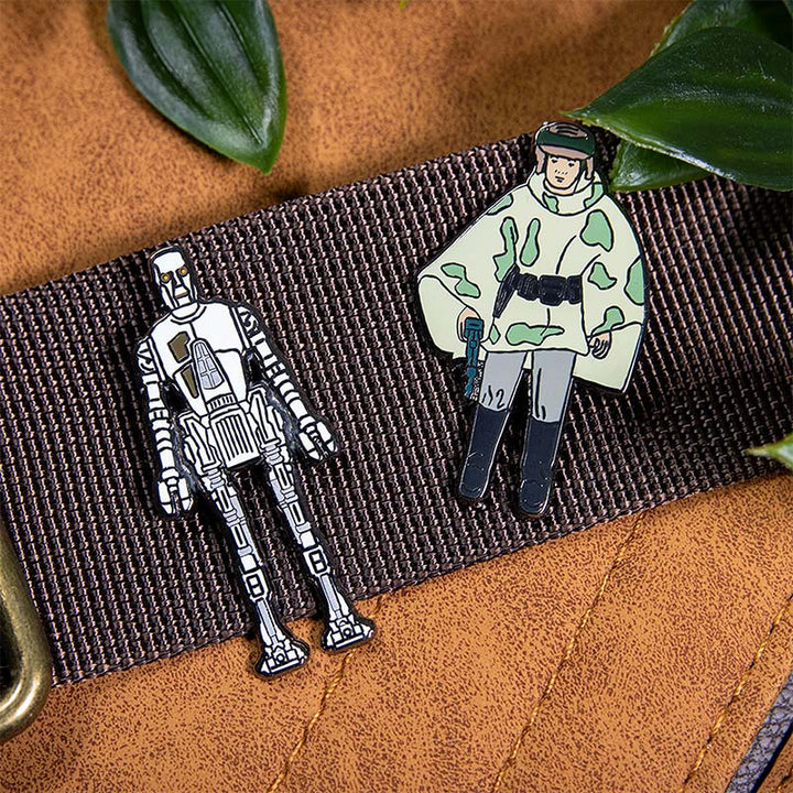 Official Pin Kings Star Wars Enamel Pin Badge Set 8D8 and Princess Leia Organa (in Combat Poncho)
