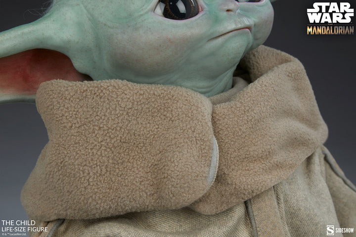 Sideshow The Mandalorian The Child (Grogu) 1:1 Scale Life-Size Figure