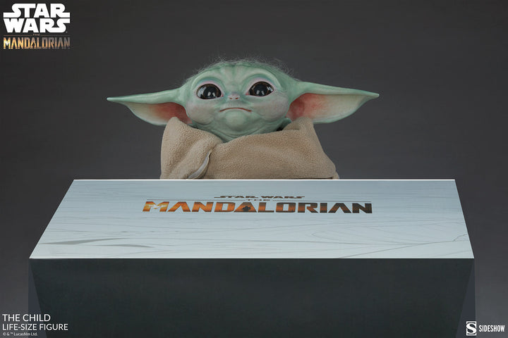 Sideshow The Mandalorian The Child (Grogu) 1:1 Scale Life-Size Figure