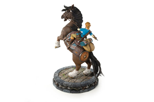 First4Figures - The Legend Of Zelda: Breath Of The Wild (Link On Horseback) RESIN Statue