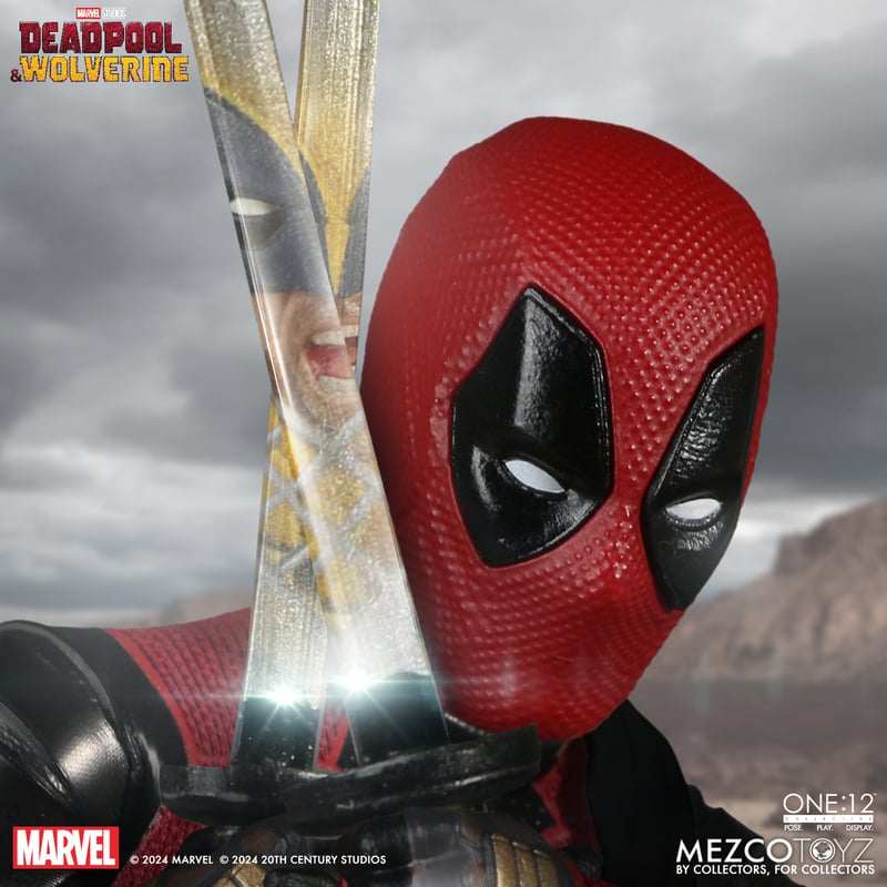 Deadpool and Wolverine MEZCO ONE12 COLLECTIVE Deluxe Action Figures Bundle