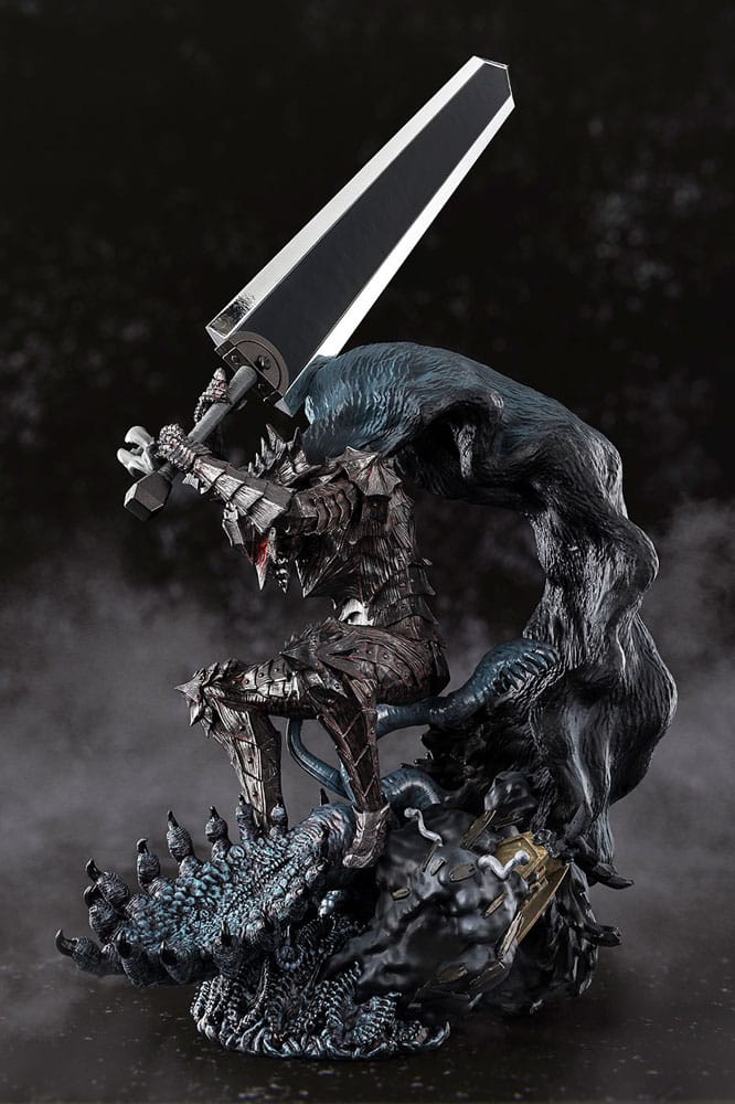 Figuarts ZERO Berserk Guts Berserker Armor Metallic Touch 1/6 Scale PVC Statue