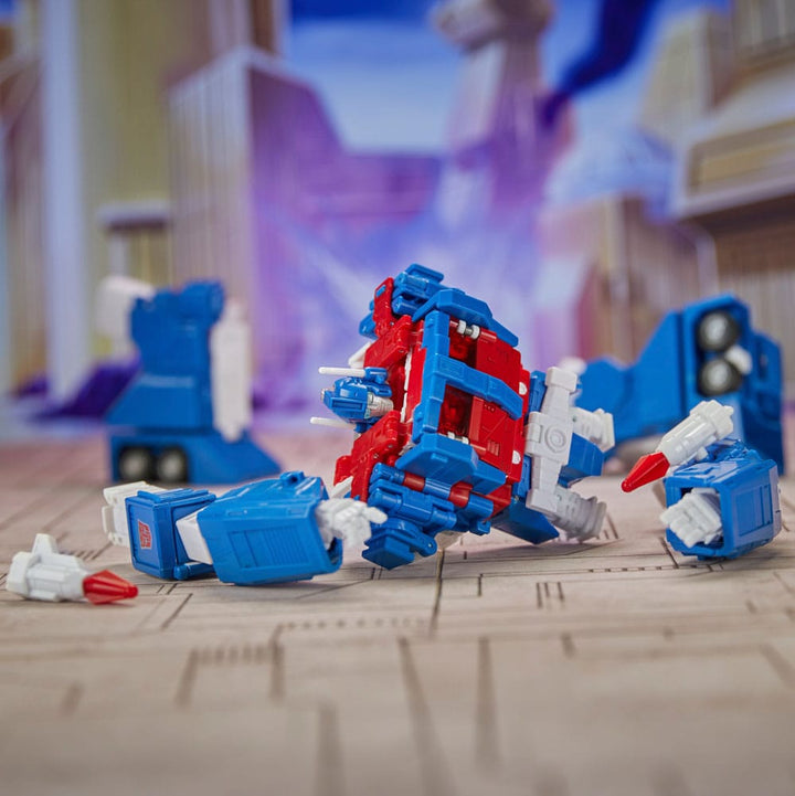 Generations Studio Series Transformers The Movie Commander Class Ultra Magnus 1/28 Scale Action Figure