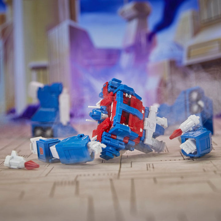 Generations Studio Series Transformers The Movie Commander Class Ultra Magnus 1/28 Scale Action Figure