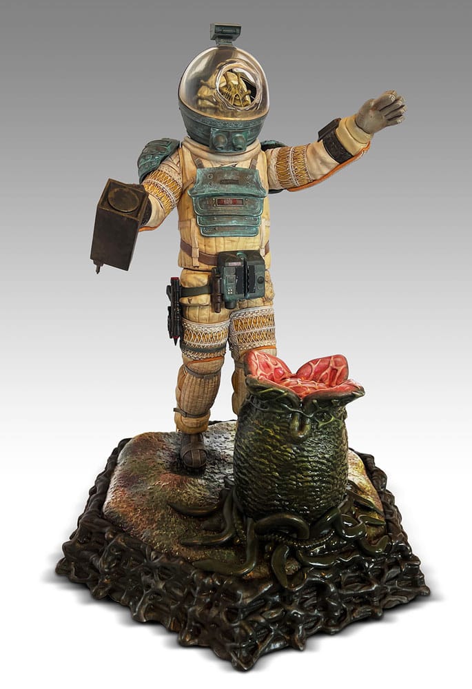 Hollywood Collectibles Officer Kane Alien 1/4 Scale Statue 56 cm