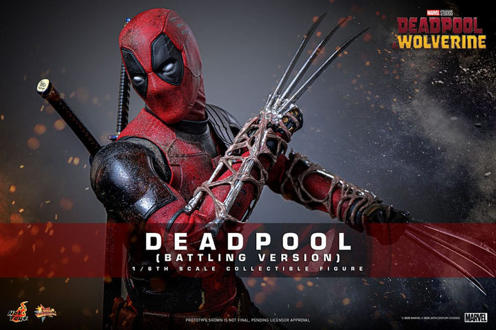 Hot Toys Deadpool & Wolverine Deadpool (Battling Version) 1/6th Scale Figure