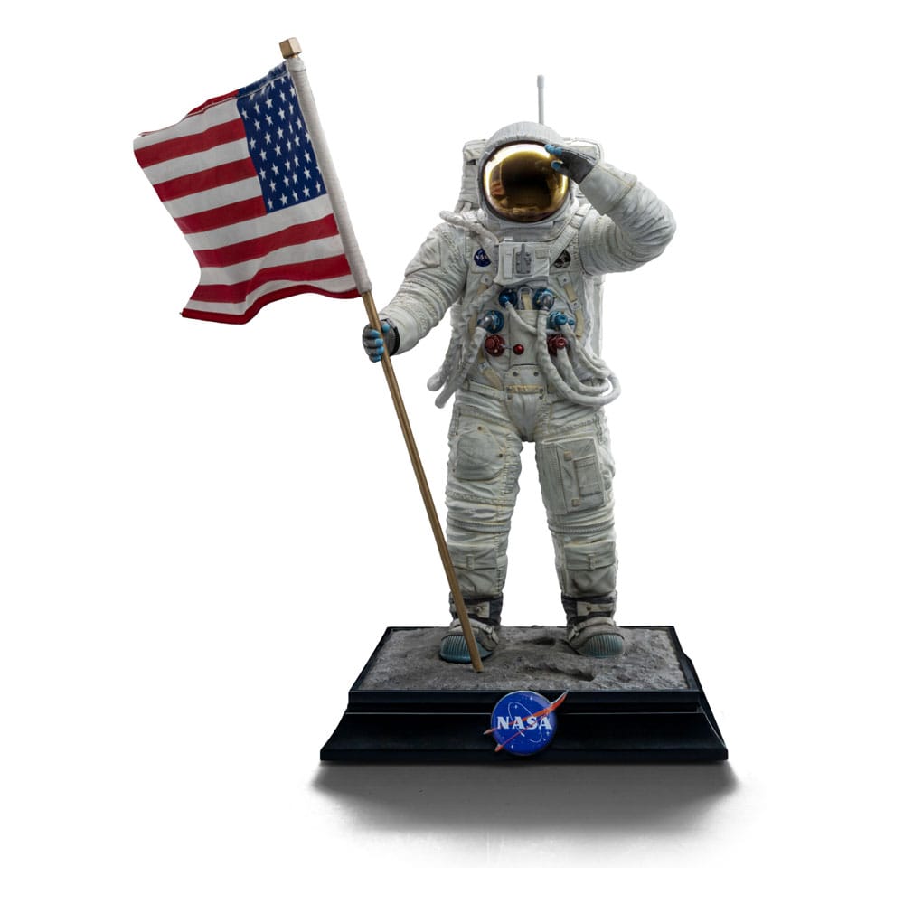 NASA Apollo 11 Astronaut Art Scale Statue 110 23 cm