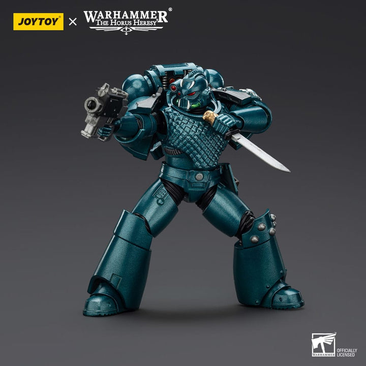 Warhammer Alpha Legion Headhunter Banestrike Combi Bolter Power Dagger The Horus Heresy Action Figure 20 cm