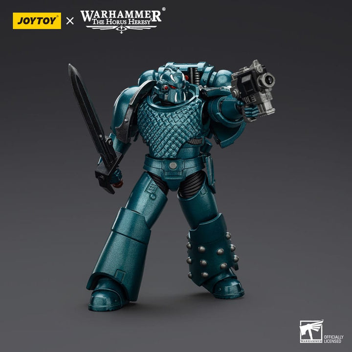 Warhammer Horus Heresy Alpha Legion Headhunter Prime Action Figure 20 cm