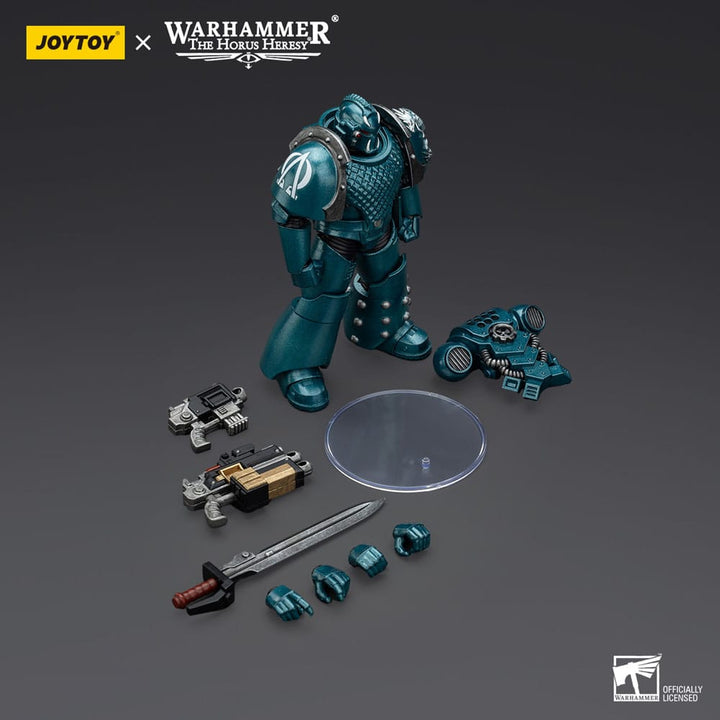 Warhammer Horus Heresy Alpha Legion Headhunter Prime Action Figure 20 cm