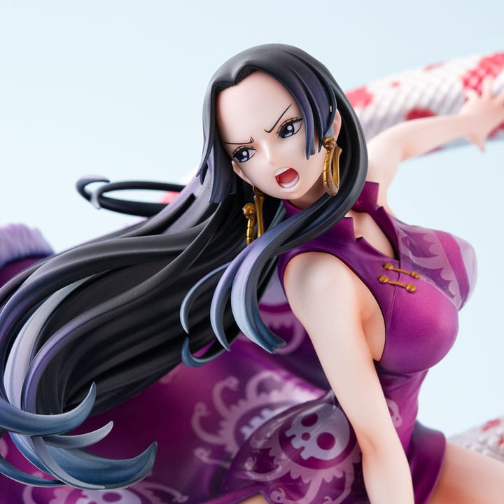One Piece Boa Hancock P O P A Maximum PVC Statue 27CM