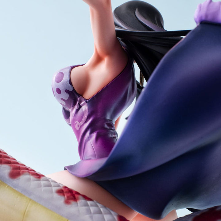 One Piece Boa Hancock P O P A Maximum PVC Statue 27CM