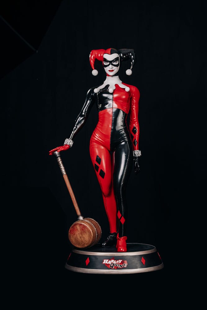 DC Comics Harley Quinn Harley Quinn Life Size Statue 196 Centimeters