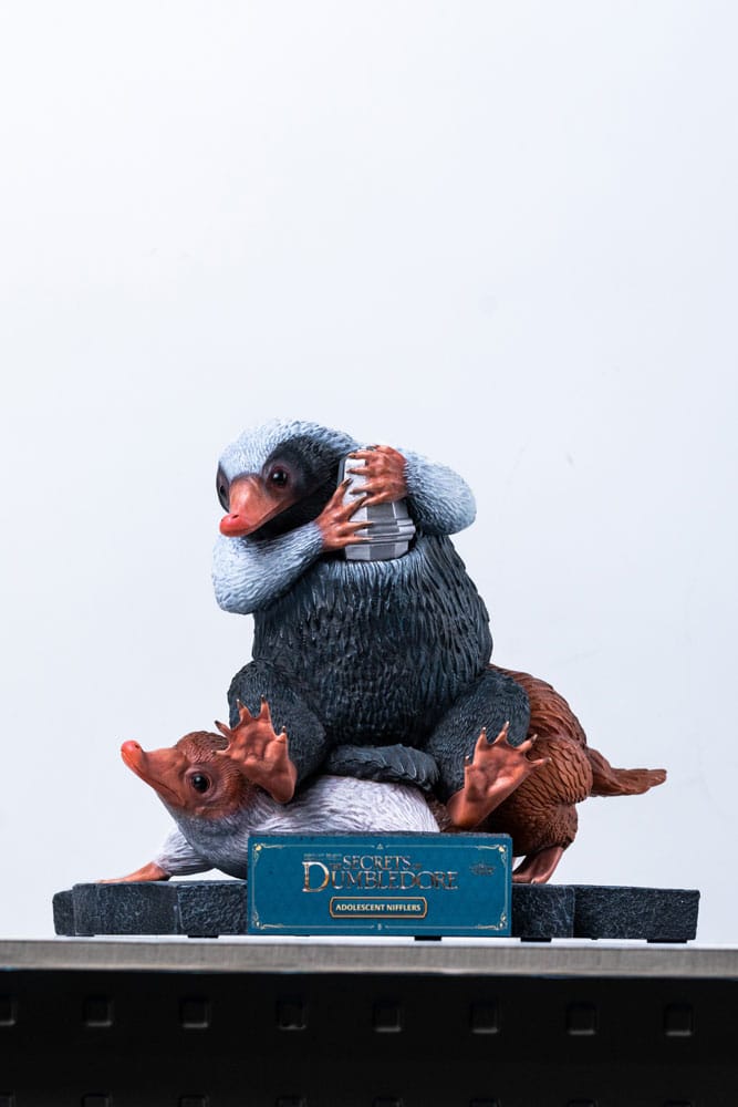 Fantastic Beasts Niffler Life Size Statue 22 Centimeters