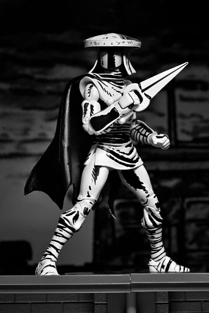TMNT: (Mirage Comics) Elite Foot Ninja Guard Black & White 7" Scale Action Figure Teenage Mutant Ninja Turtles (Pre-Order September 2025)