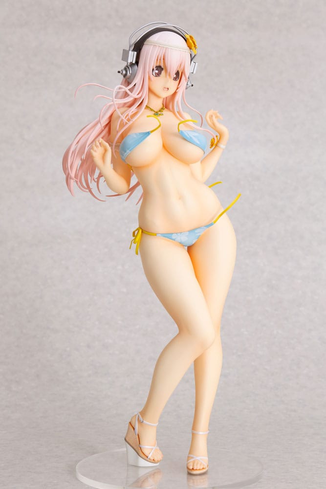 Super Sonico Summer Vacation Version 1/4.5 Scale Statue