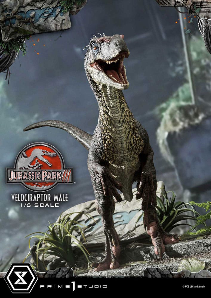 Prime 1 Studio Velociraptor Male Jurassic Park III Vinyl Figure 40 cm
