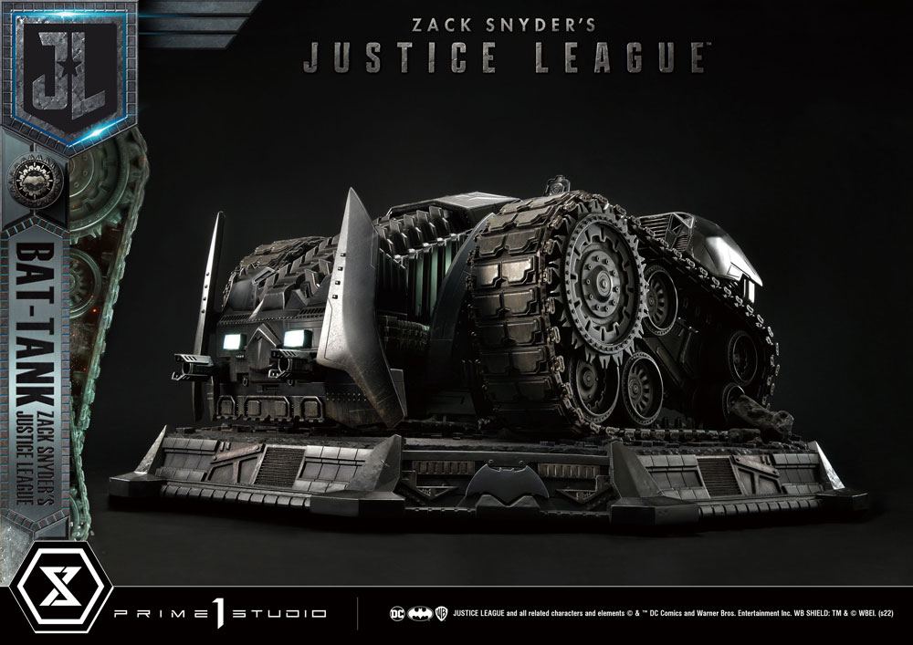 Zack Snyder's Justice League Bat Tank Diorama Museum Masterline 36 cm