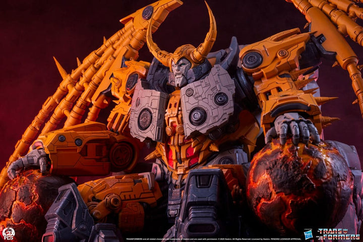 Transformers Unicron Museum Scale Statue 61 cm