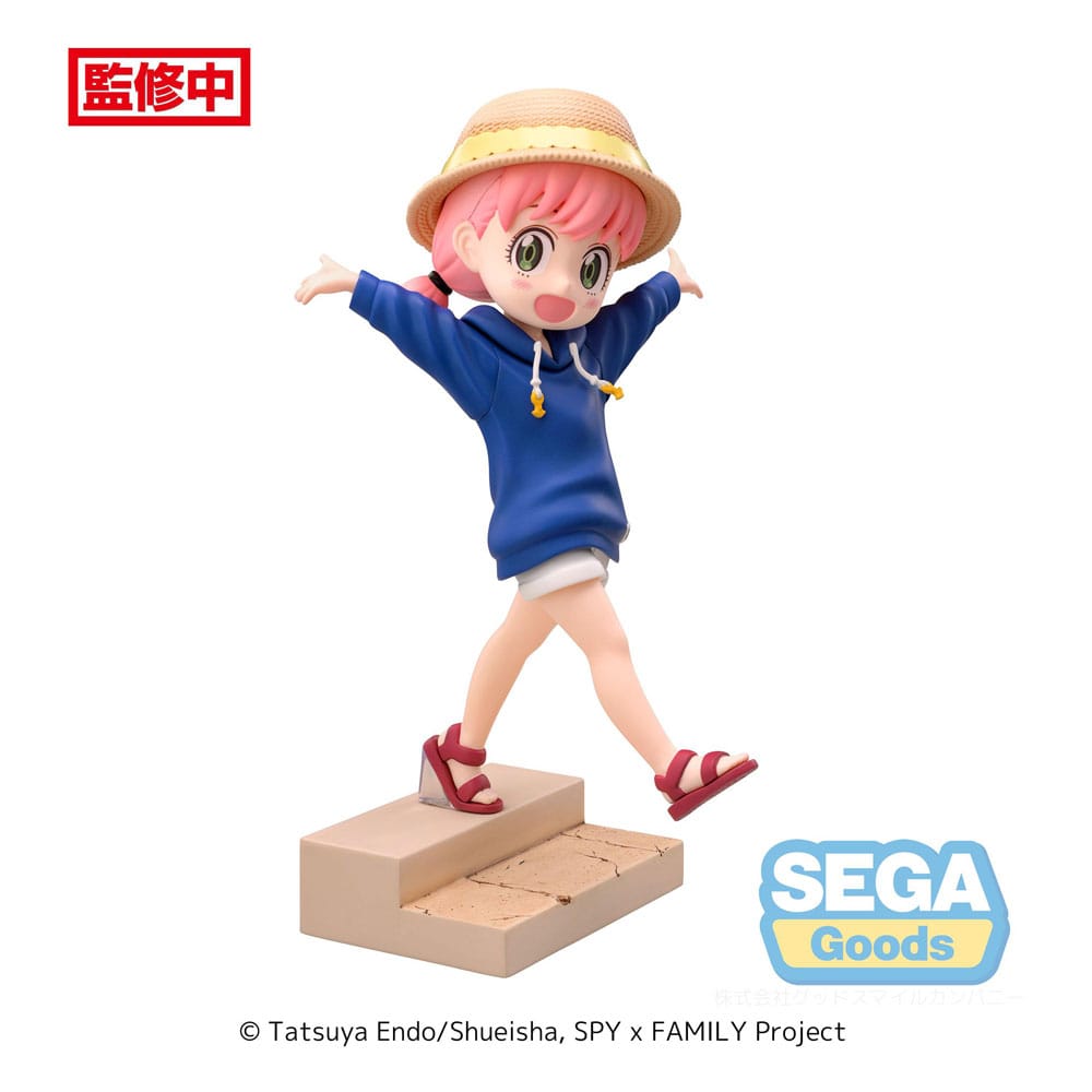 Luminasta Anya Forger Spy x Family Resort PVC Statue 16cm