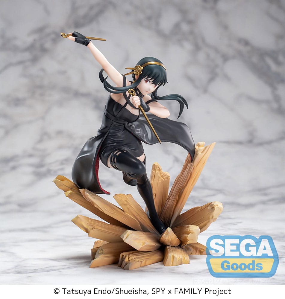 Sega Yor Forger Spy x Family Luminasta PVC Statue Thorn Princess Mission Extend 19cm