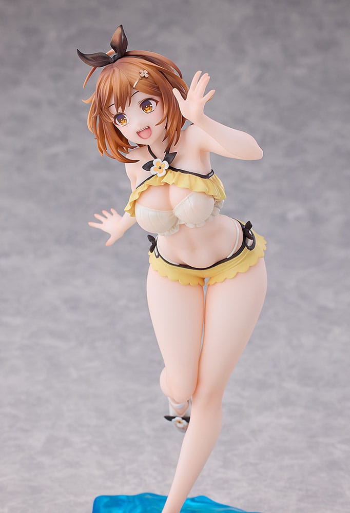Atelier Ryza Reisalin Stout Swimsuit PVC Statue 1/7 23 cm