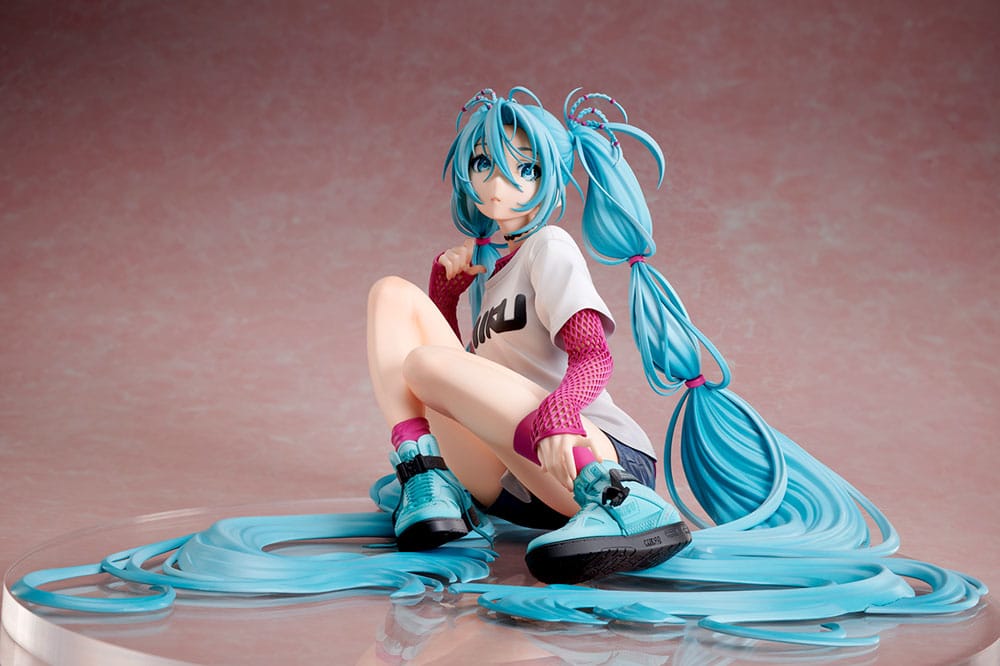 Statue Hatsune Miku Yoneyama Mai Latest Street Style Cute 1/4 17 cm