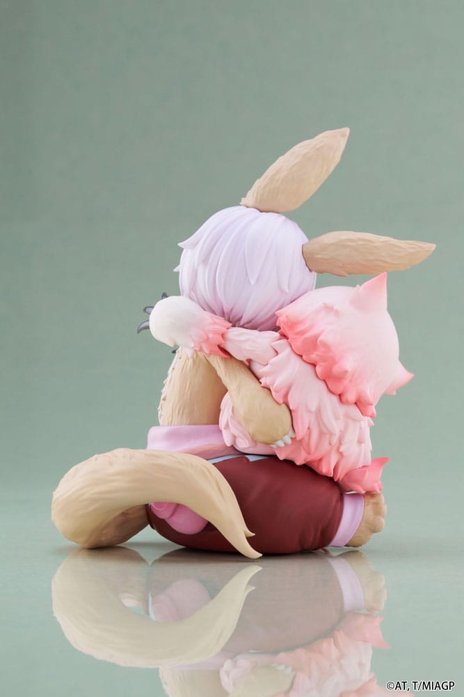 Made in Abyss Nanachi and Mitty The Golden City of the Scorching Sun Desktop Cute PVC Statue Reissue 13 cm