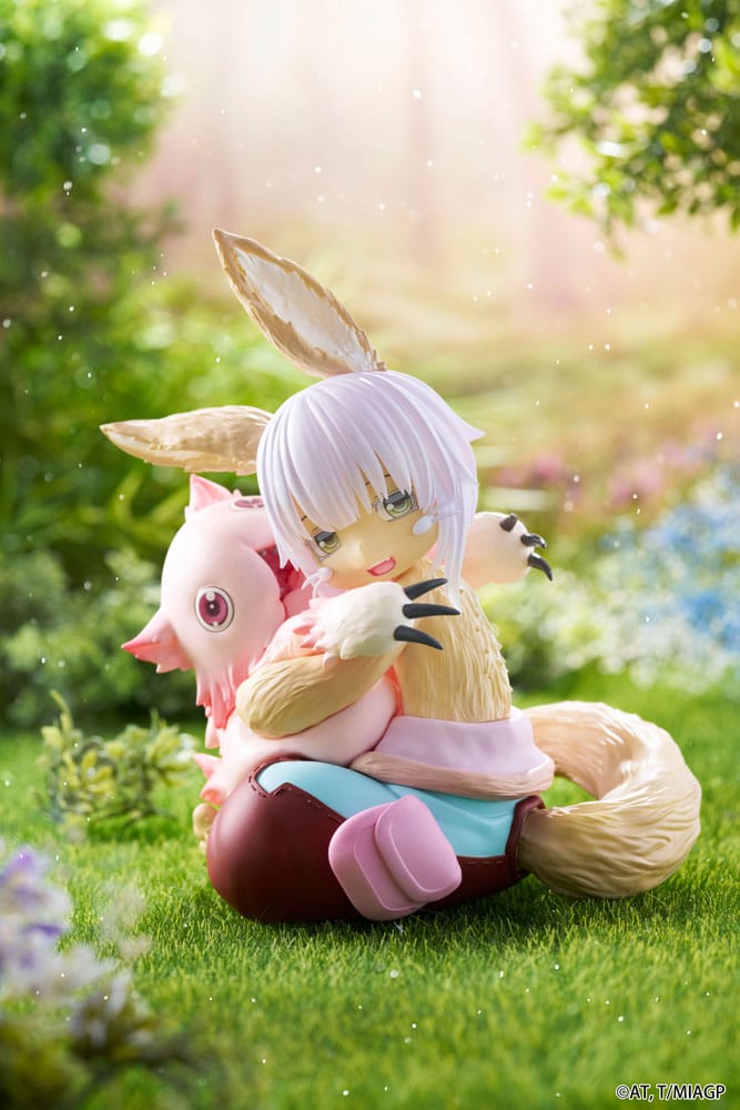 Made in Abyss Nanachi and Mitty The Golden City of the Scorching Sun Desktop Cute PVC Statue Reissue 13 cm