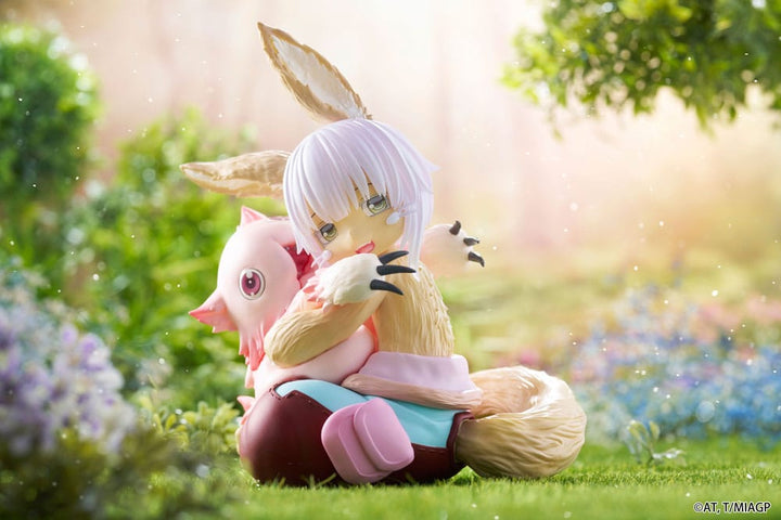 Made in Abyss Nanachi and Mitty The Golden City of the Scorching Sun Desktop Cute PVC Statue Reissue 13 cm
