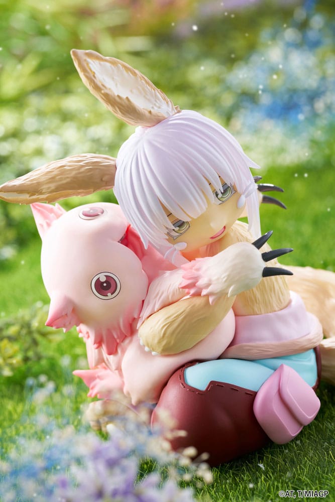 Made in Abyss Nanachi and Mitty The Golden City of the Scorching Sun Desktop Cute PVC Statue Reissue 13 cm