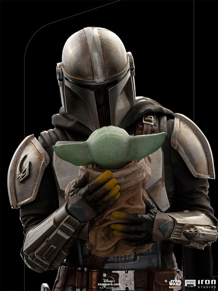 Iron Studios Star Wars The Mandalorian and Grogu 1/10 Deluxe Art Scale Statue