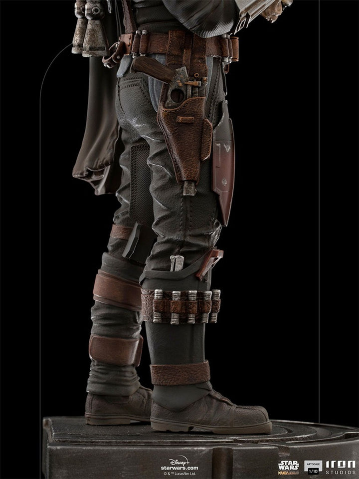 Iron Studios Star Wars The Mandalorian and Grogu 1/10 Deluxe Art Scale Statue