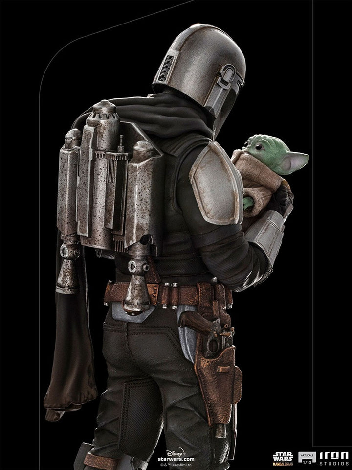 Iron Studios Star Wars The Mandalorian and Grogu 1/10 Deluxe Art Scale Statue