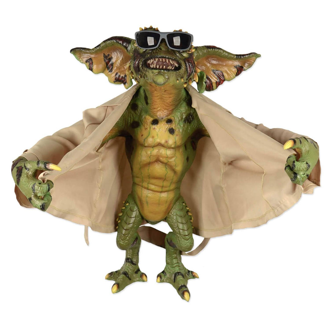NECA Gremlins Stunt Puppet Prop Replica Flasher Gremlin 1:1 Scale - Infinity Collectables
