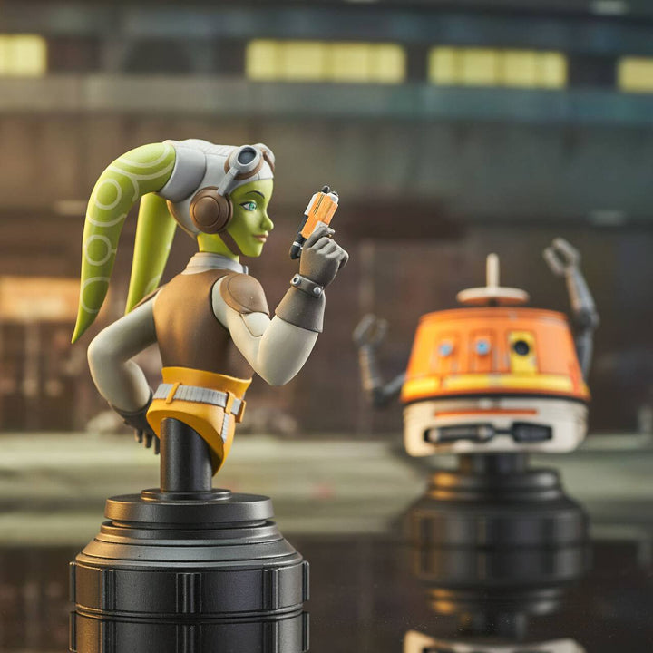 Star Wars Rebels 1/7 Scale Limited Edition Bust Hera and Chopper - Infinity Collectables