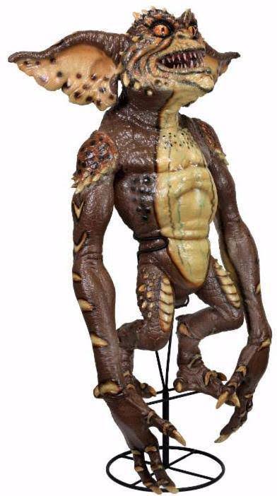 NECA Gremlins Prop Replica Stunt Puppet Brown Gremlin - Infinity Collectables