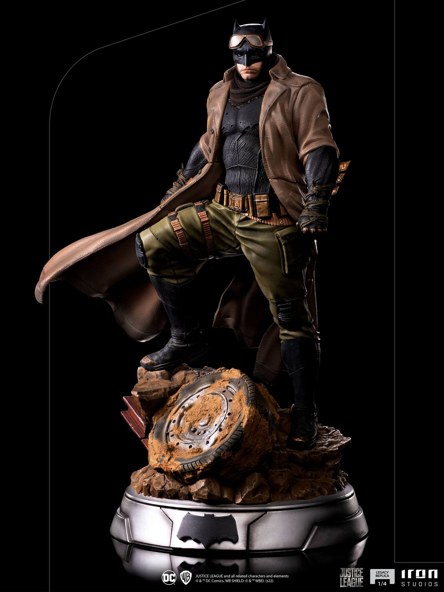 Iron Studios DC Zack Snyder's Justice League Art Scale 1:10 Knightmare Batman, Infinity Collectables